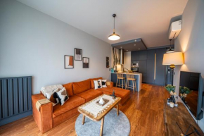 Chic and Modern 1 Bedroom Apartment in Beyoğlu Benesta Residence with Pool,Security,Gym,Parking B20